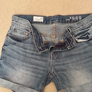Gap boyfriend shorts